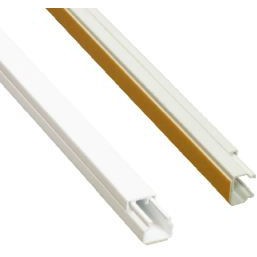 AKS ZIELONKA Mały kanał elektroinstalacyjny MKE 15/25 TS z taśmą samoprzylepną /15x25x2000mm/ Biały