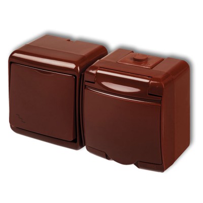 4WGHH-3 Łącznik schodowy z gniazdem pojedynczym z uziemieniem 2P+Z (klapka brązowa, bez przesłon) Brązowy